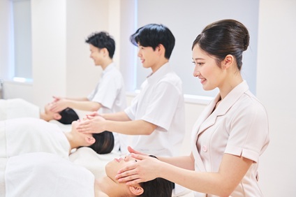 ミス・パリ・ビューティ専門学校 の特長 1