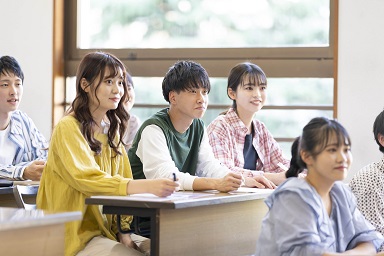 大原法律公務員専門学校大阪校 の特長 3