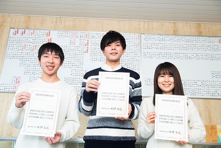 大阪情報専門学校 の特長 2